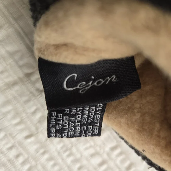 Cejon Shiny Black Velour Insulated Gloves - Picture 5 of 7